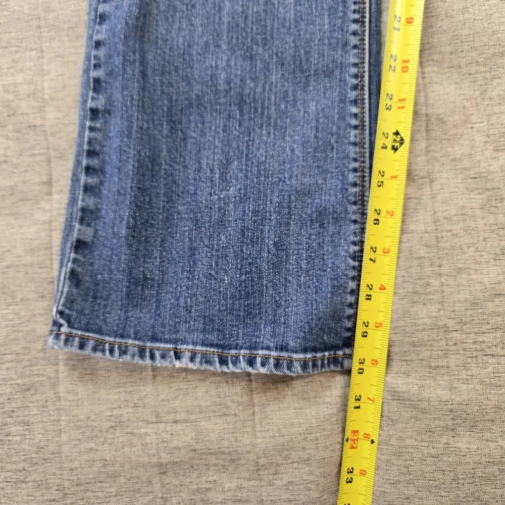 Levi's Women's 525 Denim Jeans Perfect Waist Bootcut Mid Rise Stretch 32